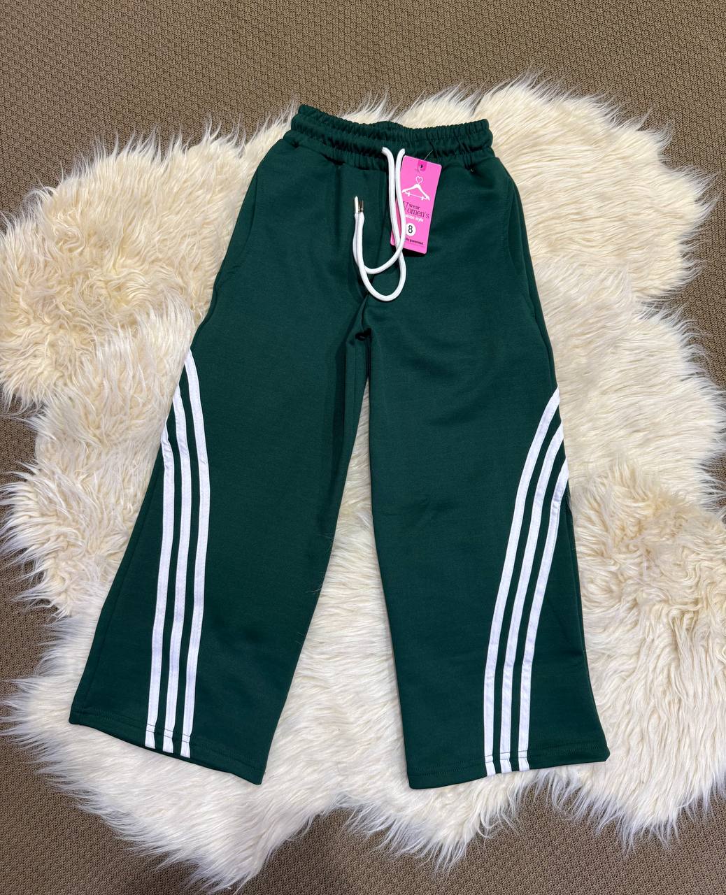 3 Line Wide Leg Pants – Sporty & Comfy Fit